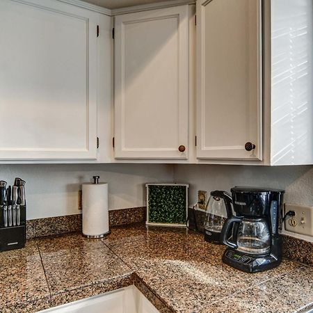 Route 66 Oasis In Downtown Gilbert With Heated Pool & Mini Golf Villa Екстериор снимка