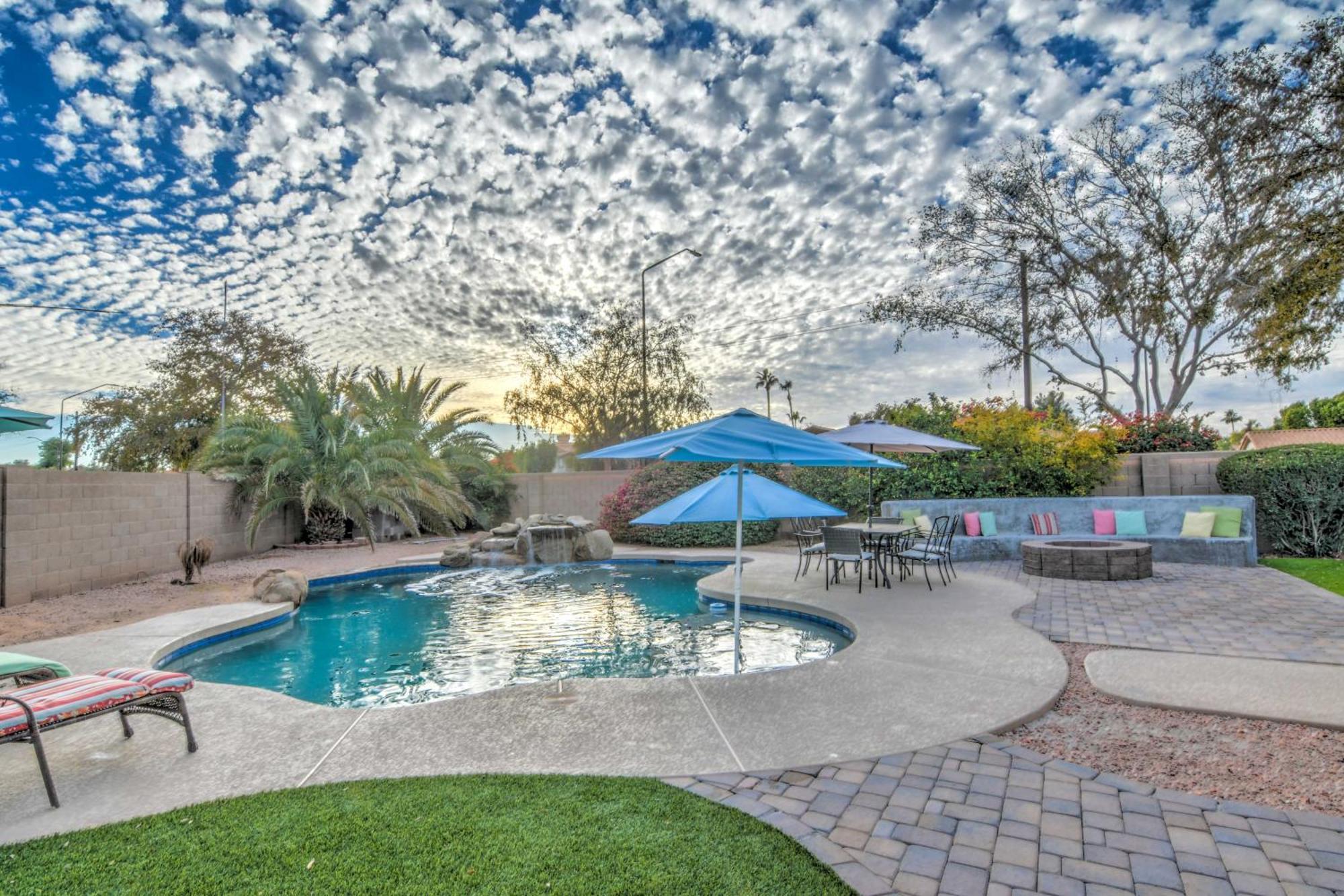 Route 66 Oasis In Downtown Gilbert With Heated Pool & Mini Golf Villa Екстериор снимка