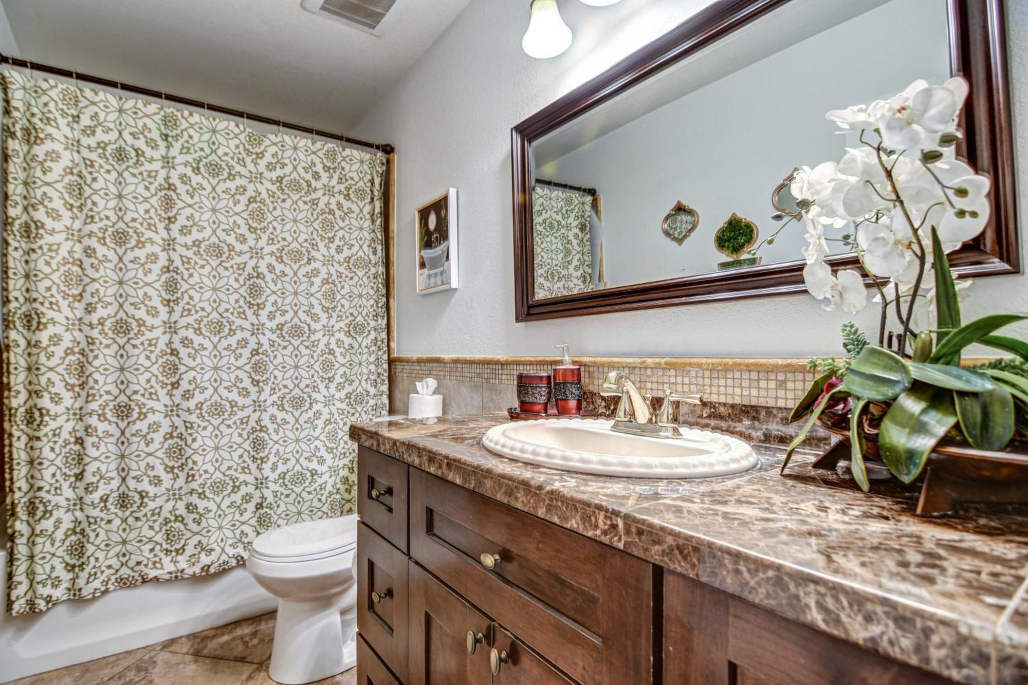 Route 66 Oasis In Downtown Gilbert With Heated Pool & Mini Golf Villa Екстериор снимка