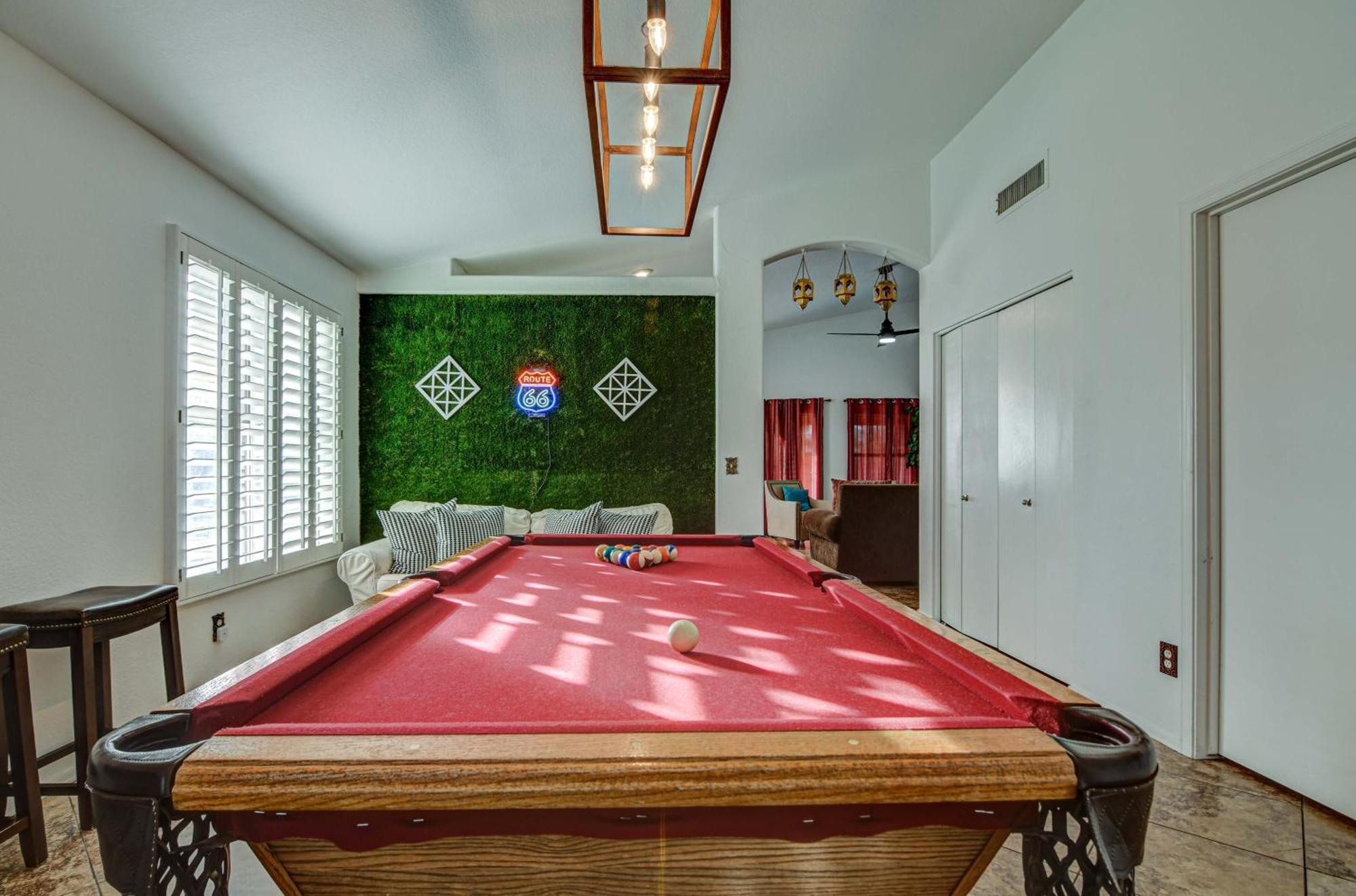 Route 66 Oasis In Downtown Gilbert With Heated Pool & Mini Golf Villa Екстериор снимка